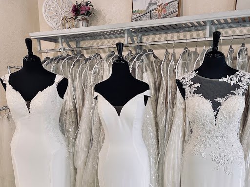 Emelina's Bridal Boutique & Alterations